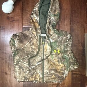 Men’s Under Armour Woodland Camo Jacket Medium Realtree